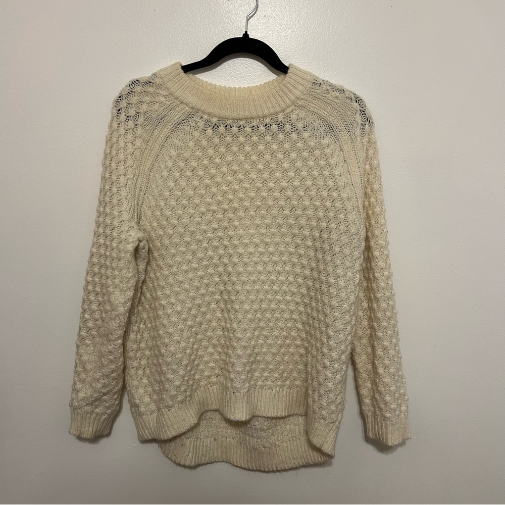 H&M • Cream Crew Neck Sweater